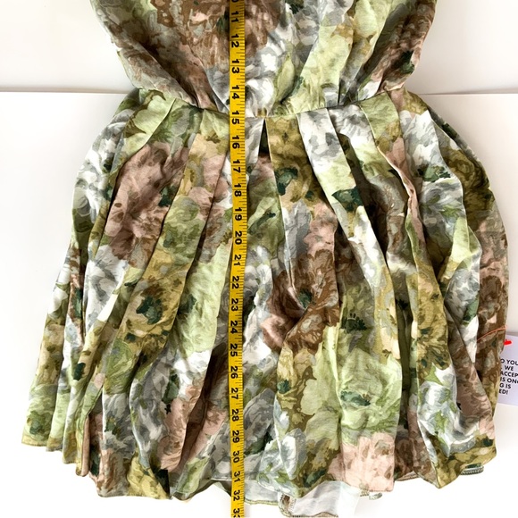 ASOS DESIGN Halter mini dress with bow back in floral print - Picture 7 of 14